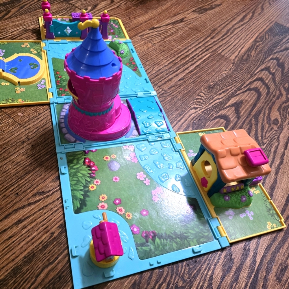 Rapunzel and the Lovely Locks playset